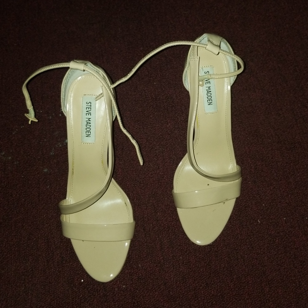 Ladies Steve Madden high heels
